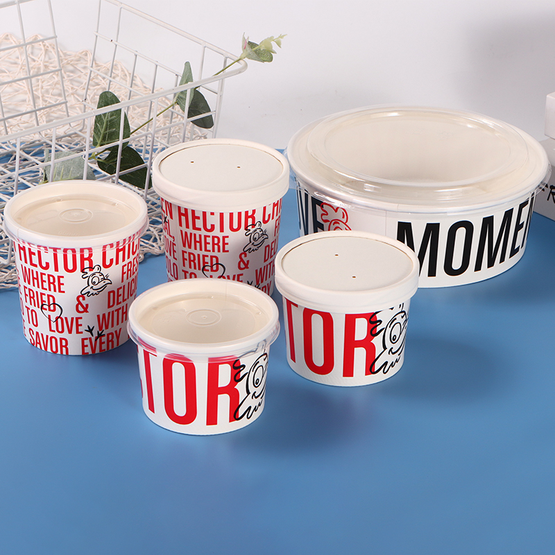 Papieren soepcontainer